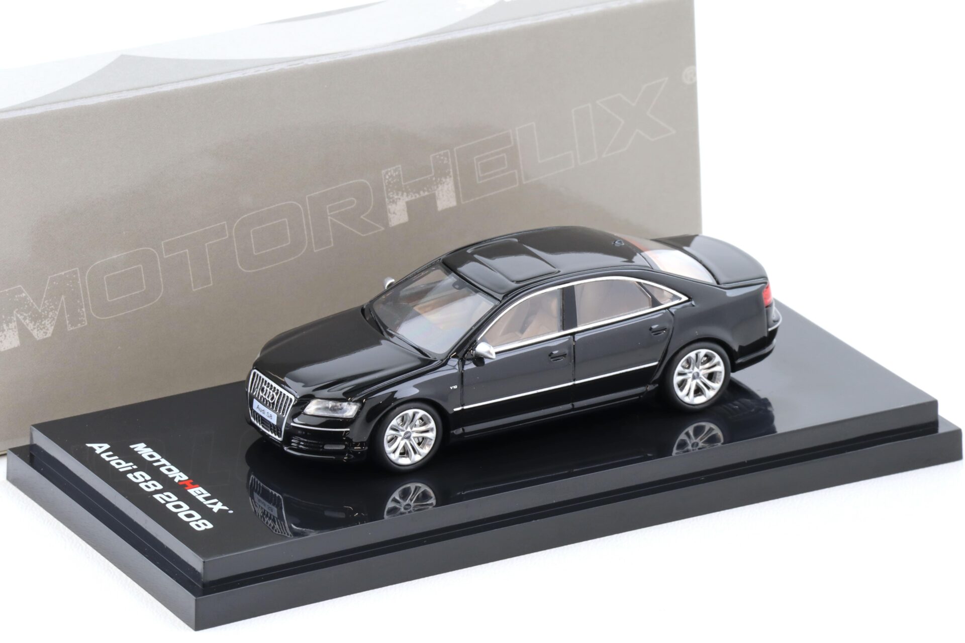 1:64 Motorhelix Audi S8 Limousine D3 Brilliant black 2008