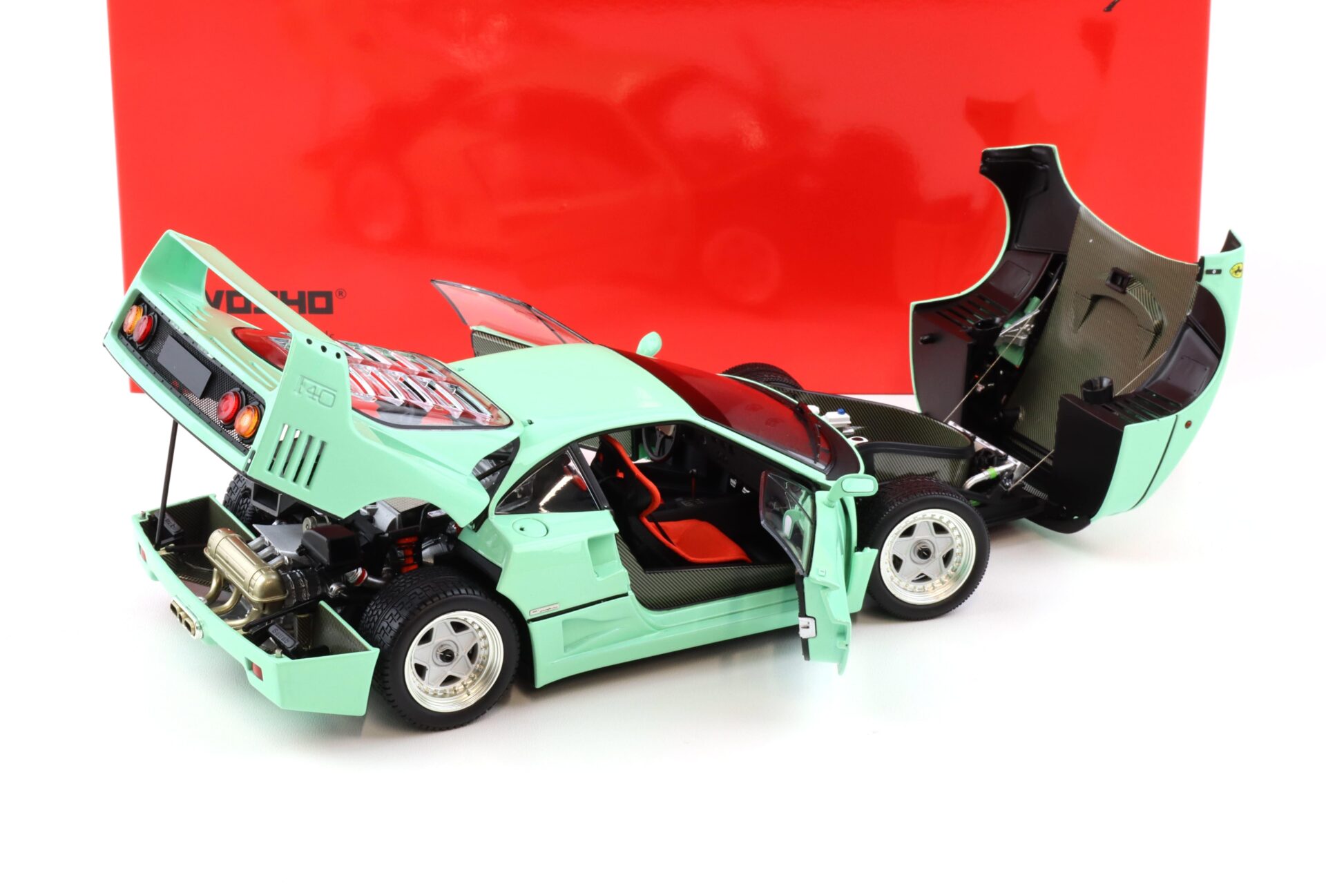 1:18 Kyosho 1987 Ferrari F40 Coupe mint green 08416MG Die-Cast