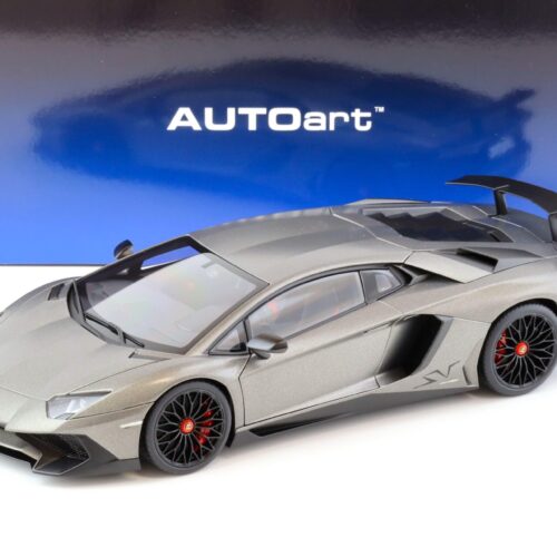 1:18 AUTOart Lamborghini Aventador LP750-4 SV Grigio Titans/ matt grey 74554
