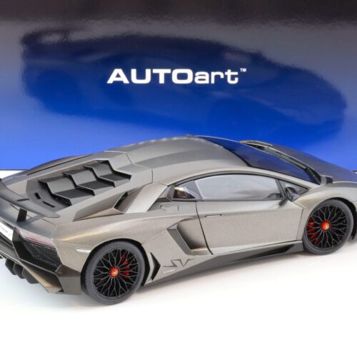 1:18 AUTOart Lamborghini Aventador LP750-4 SV Grigio Titans/ matt grey 74554
