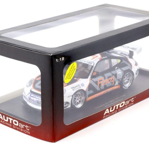 1:18 AUTOart Porsche 911 (997) GT3 CUP PCCA Zhuhai/China 2006 Matthew Marsh #33