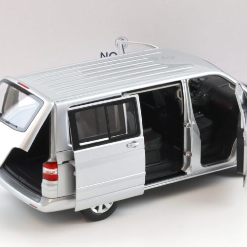 1:18 Norev VW T5 Multivan 2003 silver metallic - Limited 1000 pcs.