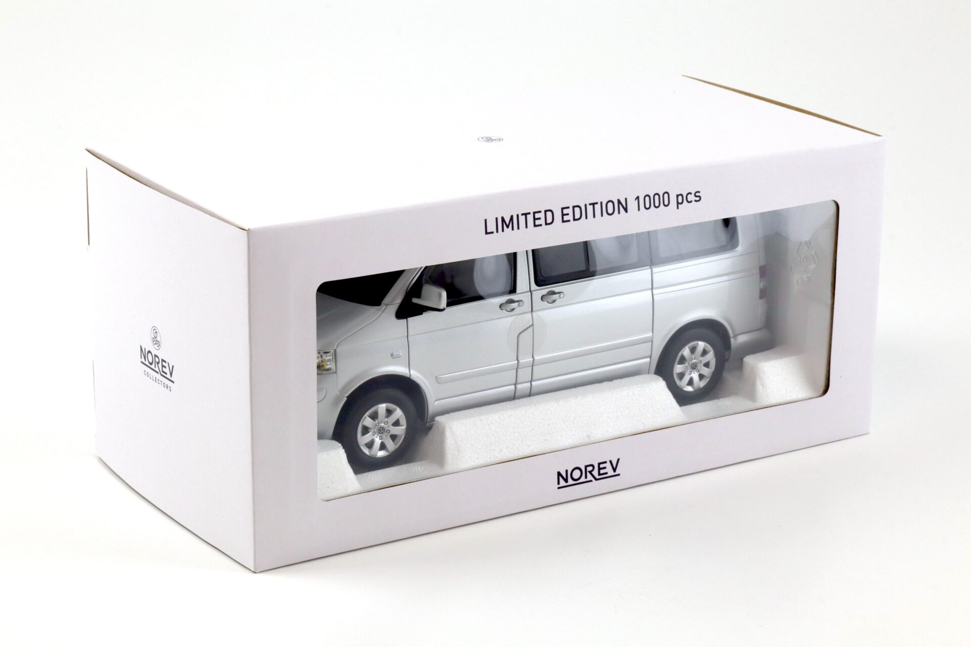 1:18 Norev VW T5 Multivan 2003 silver metallic - Limited 1000 pcs.