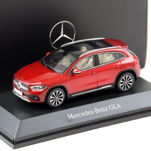 1:43 Spark Mercedes GLA H247 designo Patagonia red bright 2020 DEALER VERSION
