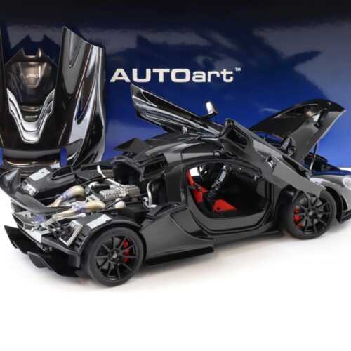 1:18 AUTOart McLAREN P1 2013 Fire black/ red black interior 76065