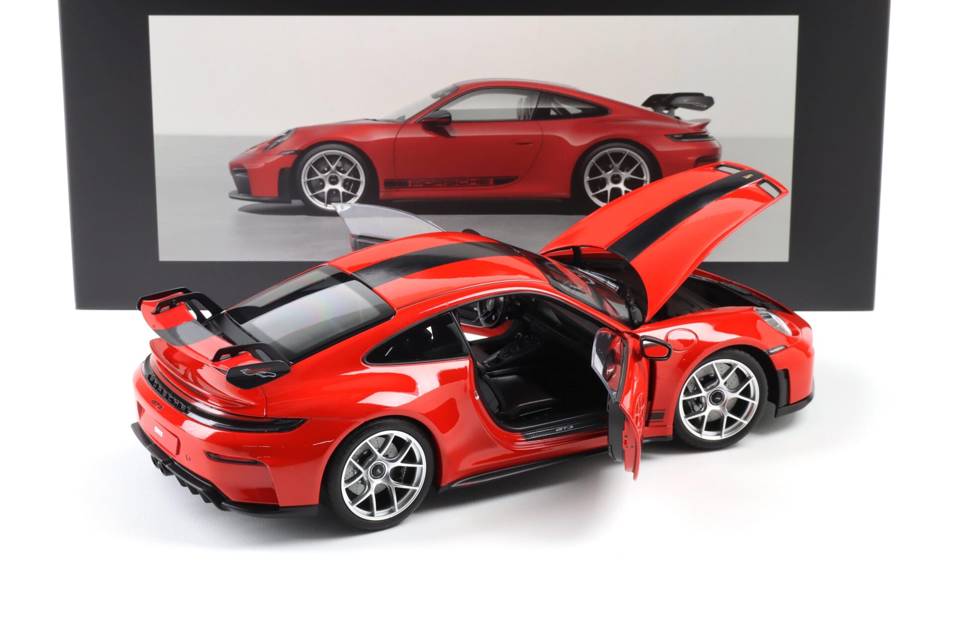 1:18 Norev Porsche 911 992.2 GT3 Weissach Package Guards red WAP DEALER
