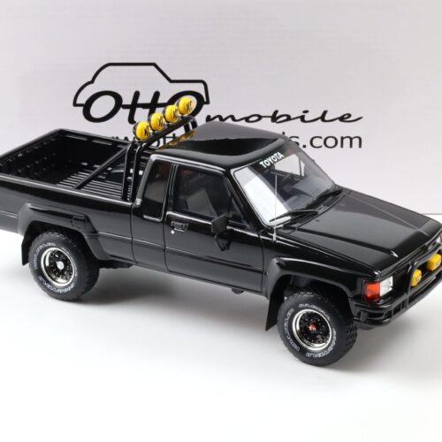 1:18 OTTO mobile OT481 Toyota Hilux SR5 Back to the Future Glossy black 1985