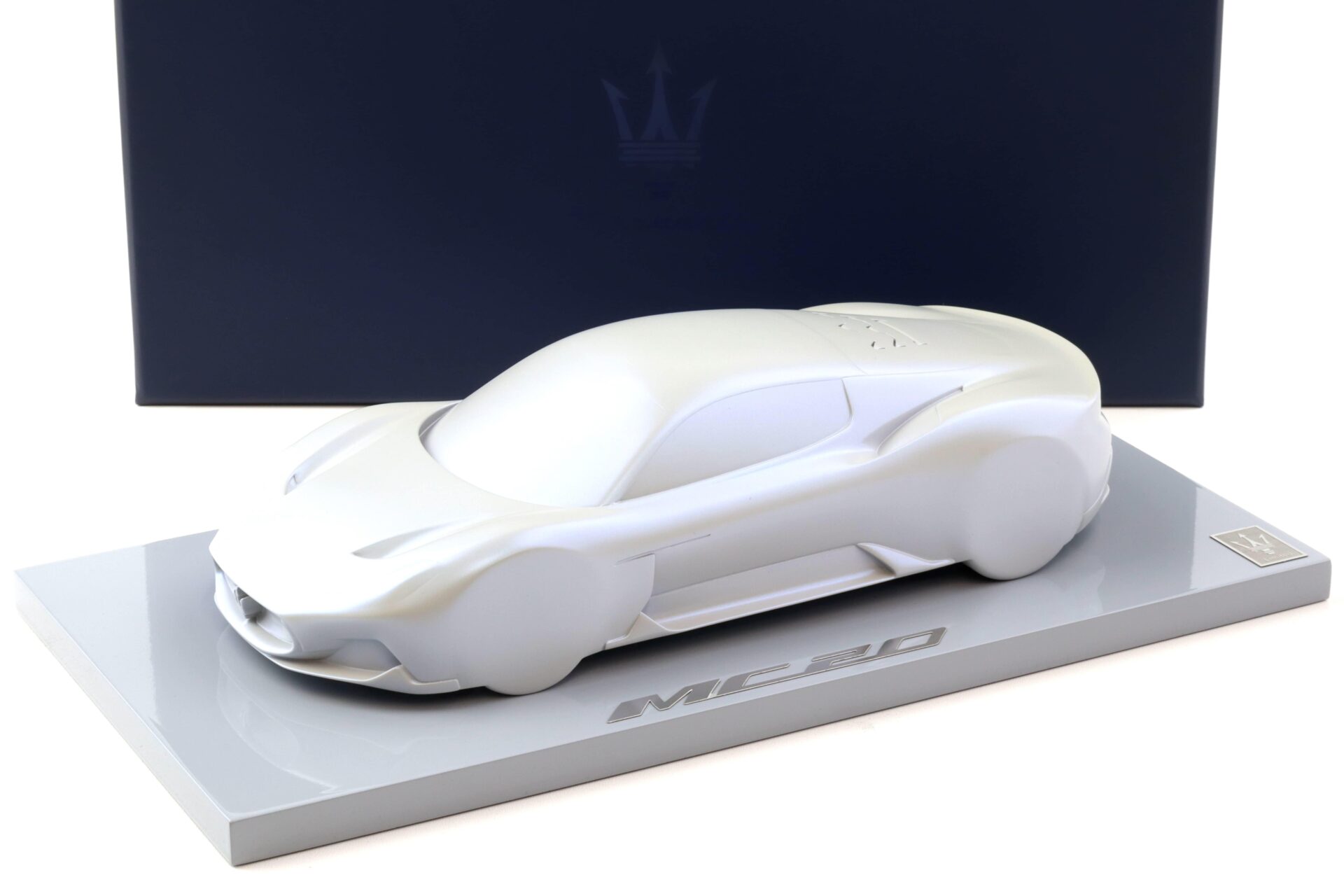 1:18 BBR Silhouette Maserati MC20 Coupe 2020 Bianco Audace DEALER VERSION