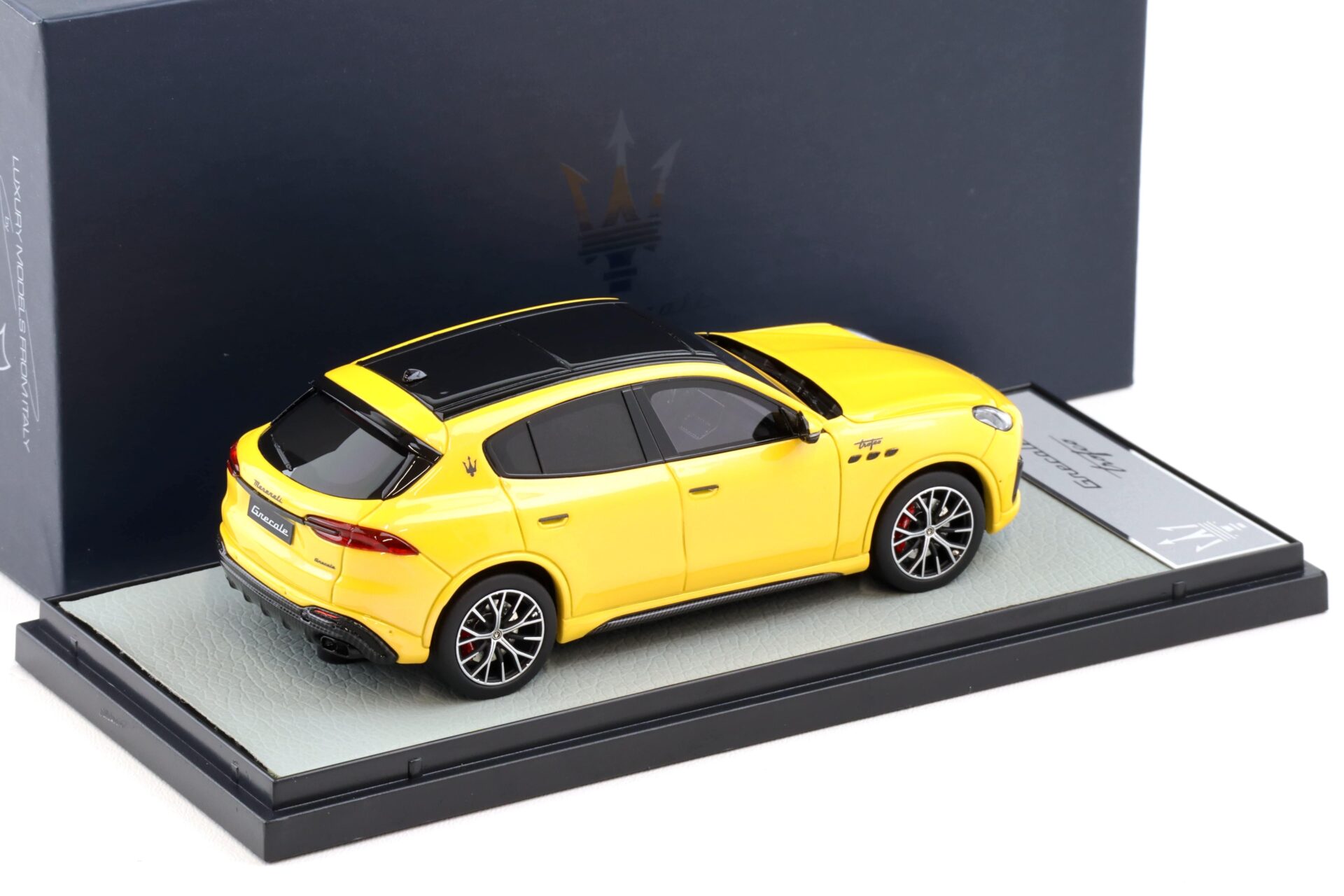 1:43 BBR Maserati Grecale Trofeo 2022 Giallo Corse DEALER VERSION