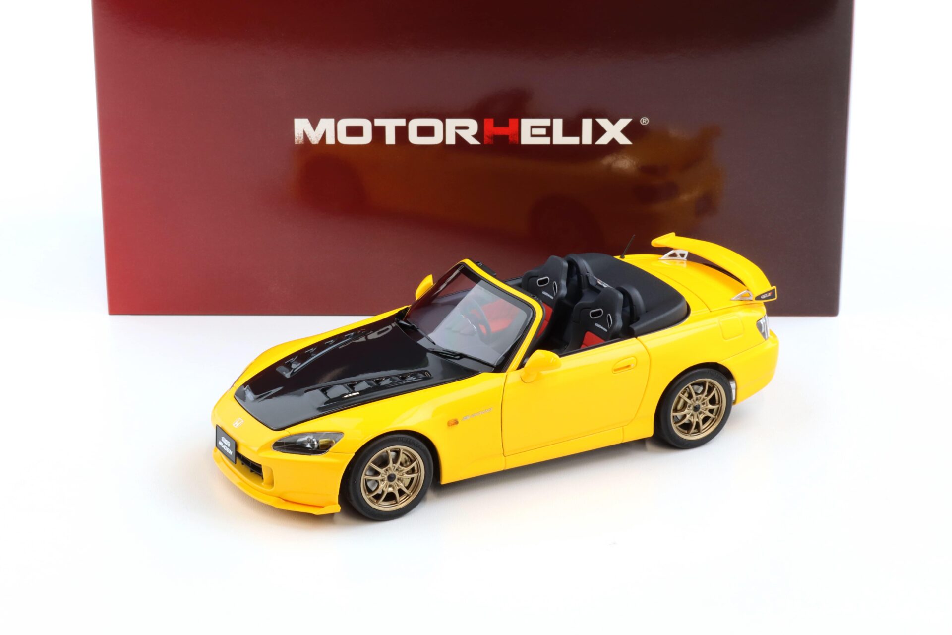 1:18 Motorhelix Honda S2000 (AP2) MUGEN New Indy yellow pearl M85122