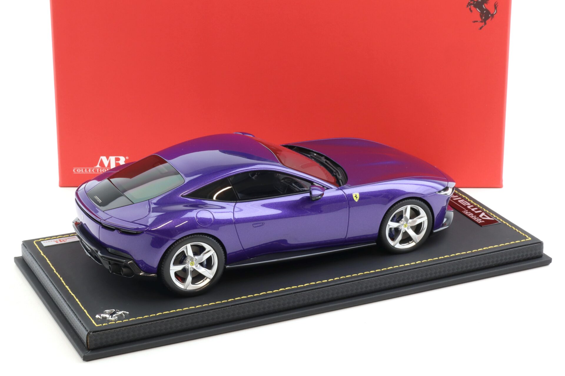 1:18 MR Collection Ferrari Amalfi Coupe 2025 Violetto Dino - Limited 49 pcs.