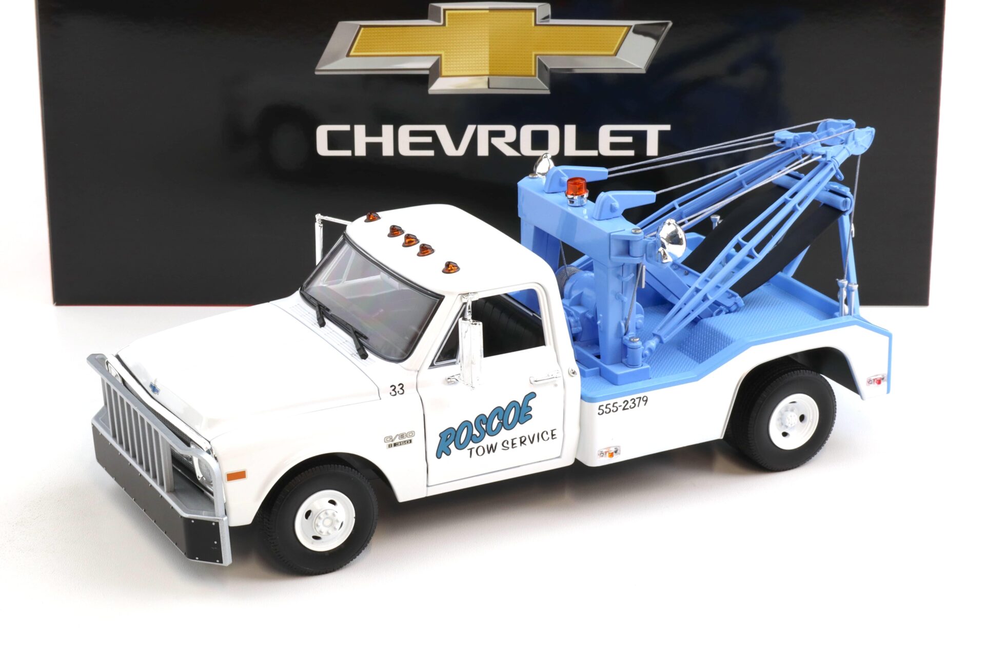 1:18 Greenlight 1969 Chevrolet C-30 Dually Wrecker Roscoe Starsky & Hutch