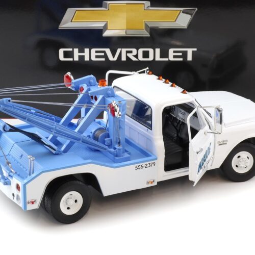 1:18 Greenlight 1969 Chevrolet C-30 Dually Wrecker Roscoe Starsky & Hutch