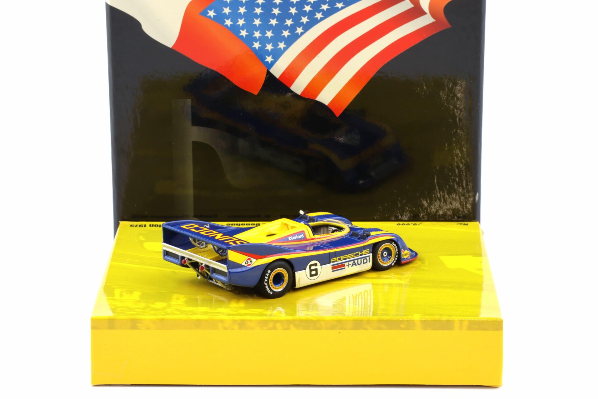 1:43 Minichamps Porsche 917/30 CanAm Champion 1973 M.Donohue Sunoco Special Box