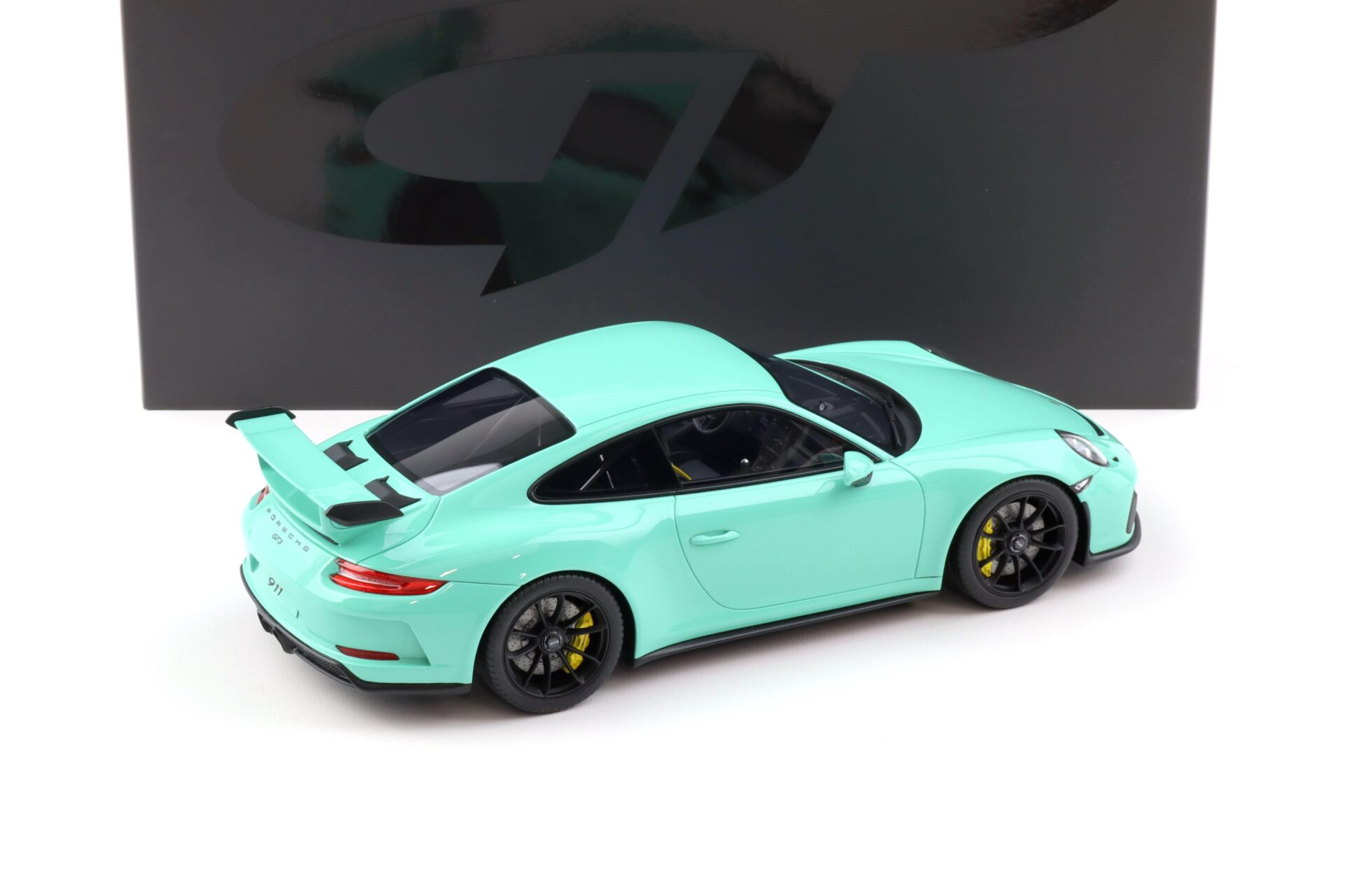 1:18 GT Spirit GT550 Porsche 911 991.2 GT3 Coupe mint green 2018
