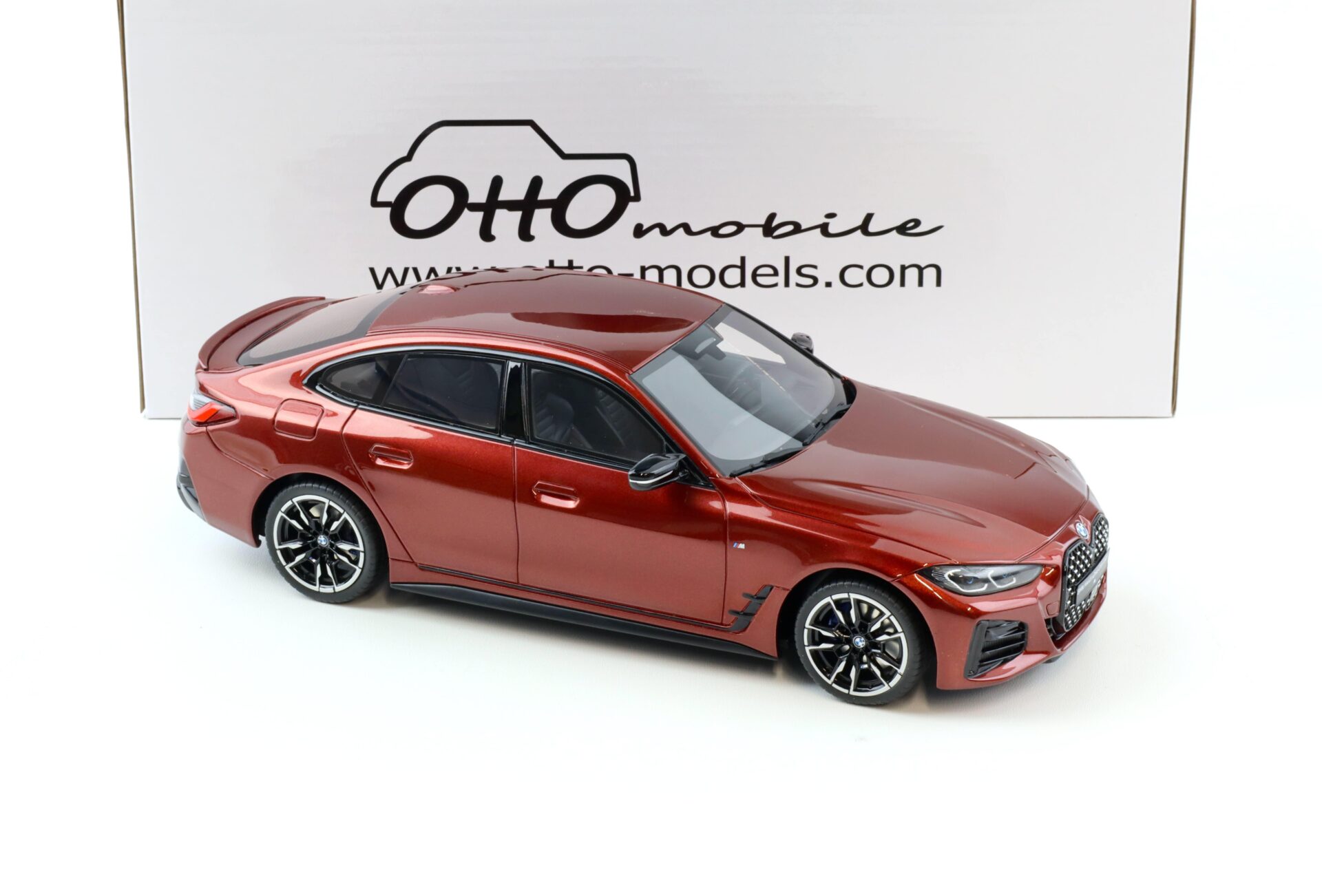 1:18 OTTO mobile OT1075 BMW M440i xDrive Gran Coupe Aventurin red III