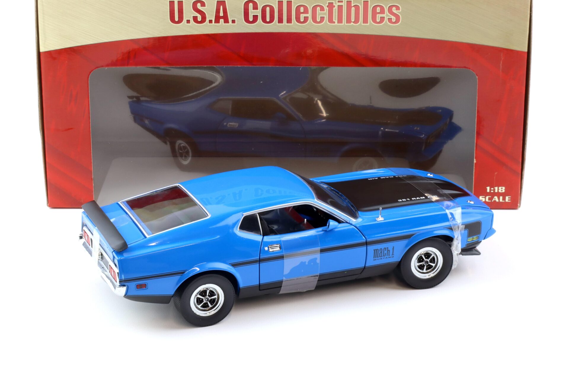 1:18 Sun Star 1971 Ford Mustang Mach 1 Ram Air 351 Coupe Grabber blue