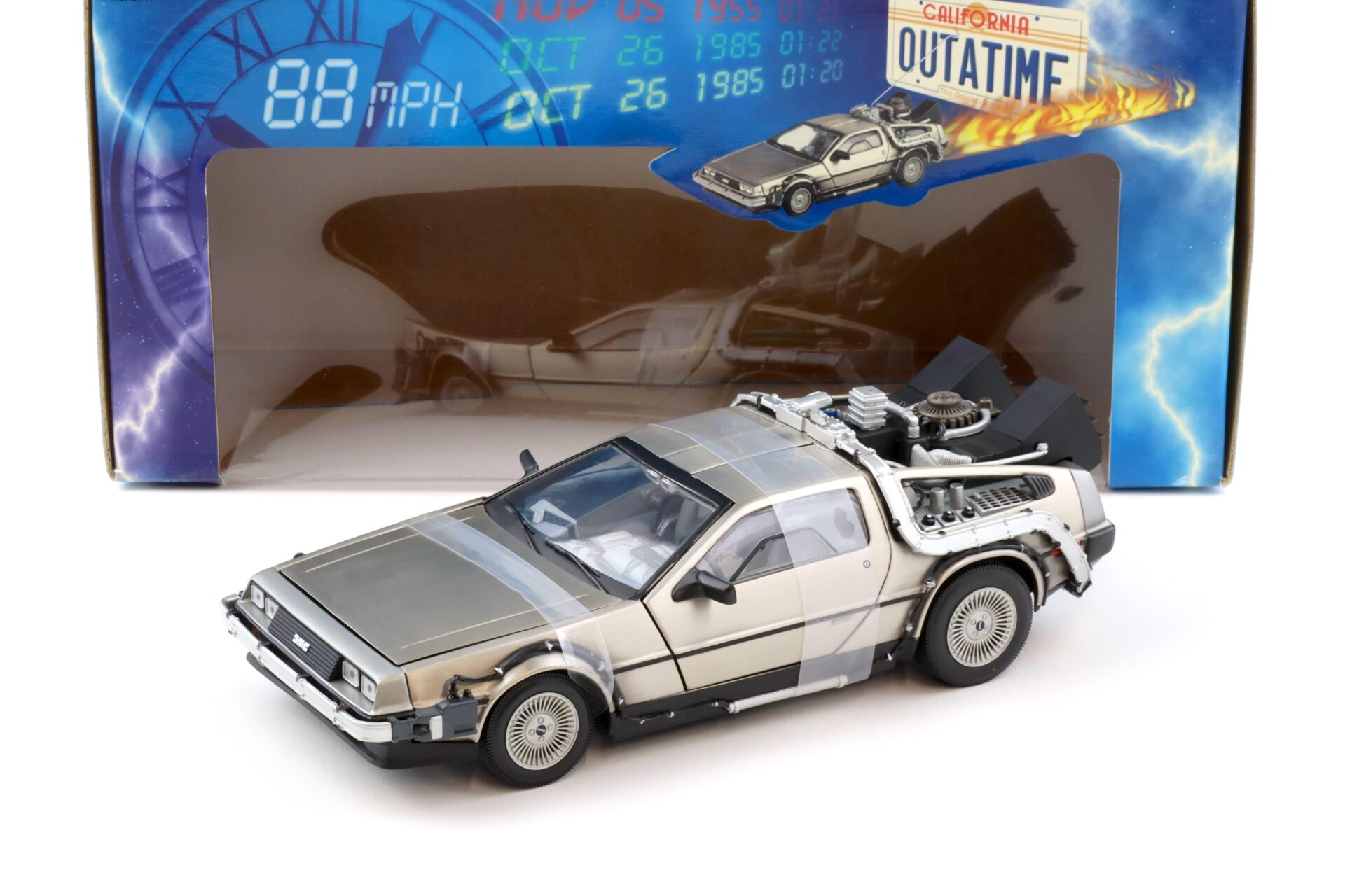 1:18 Sun Star Delorean DMC-12 Time Machine Back to the Future
