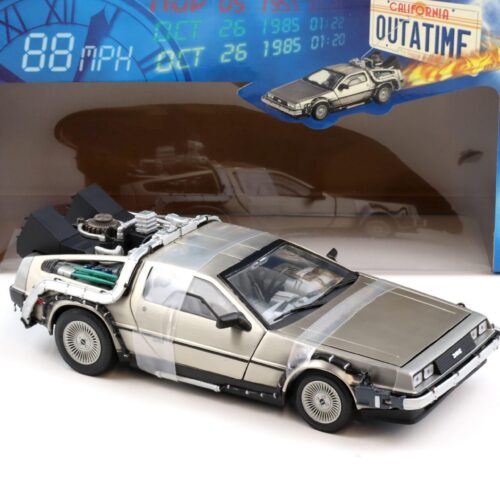 1:18 Sun Star Delorean DMC-12 Time Machine Back to the Future