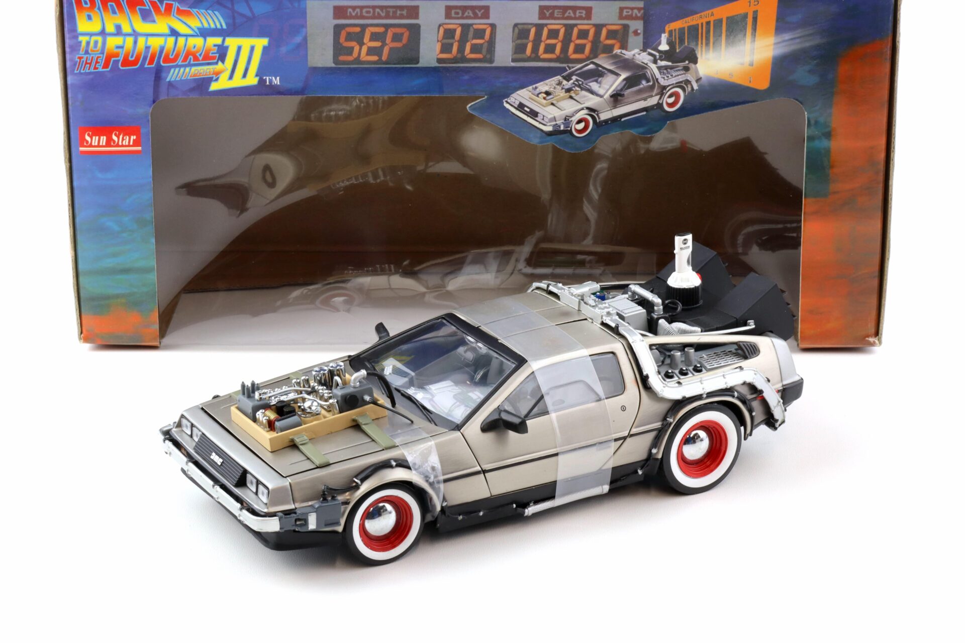 1:18 Sun Star Delorean DMC-12 Time Machine Back to the Future III