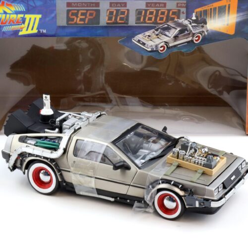 1:18 Sun Star Delorean DMC-12 Time Machine Back to the Future III
