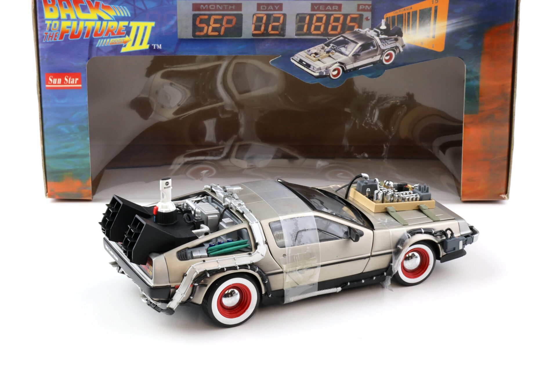 1:18 Sun Star Delorean DMC-12 Time Machine Back to the Future III