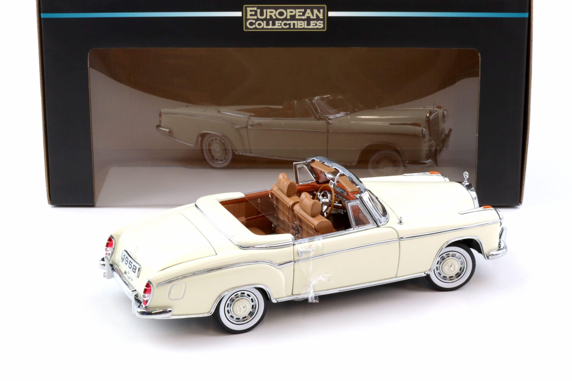1:18 Sun Star Mercedes 220 SE Cabriolet white 1958