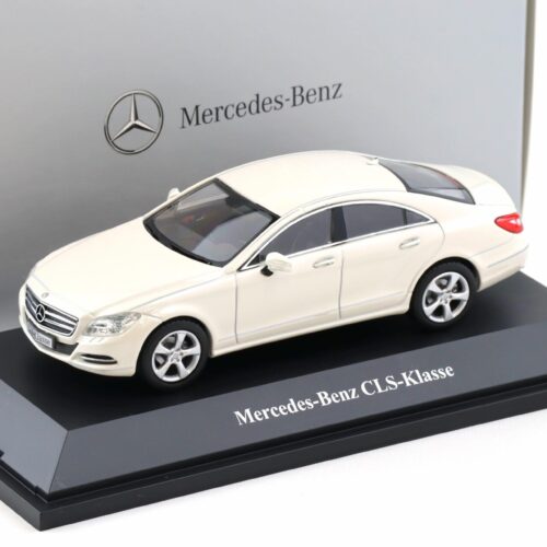 1:43 Norev Mercedes CLS Klasse C218 diamond white 2011 DEALER VERSION