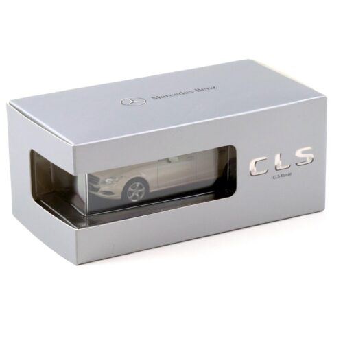 1:43 Norev Mercedes CLS Klasse C218 diamond white 2011 DEALER VERSION