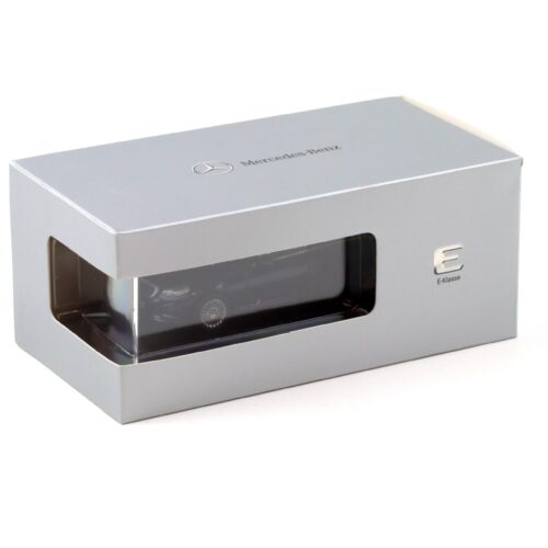 1:43 Kyosho Mercedes E-Klasse Limousine W212 canvasit blue 2013 DEALER VERSION