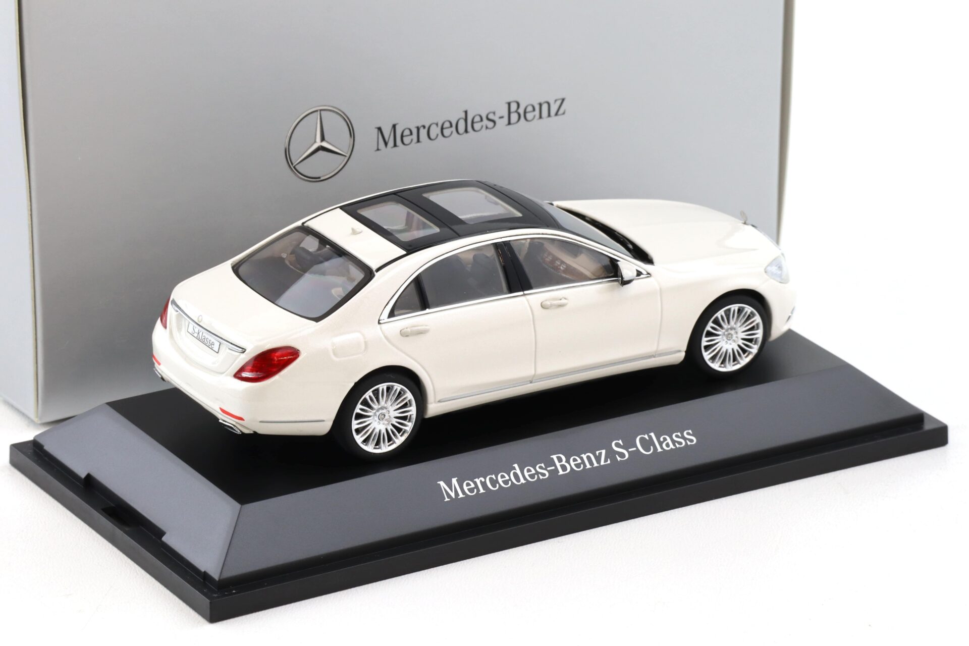 1:43 Schuco Mercedes S-Klasse W222 Limousine 2013 Diamond white DEALER VERSION