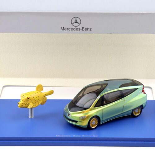 1:43 Spark Mercedes Bionic Car with Fish Set 2007 Classic Collection