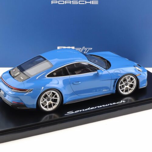 1:18 Spark Porsche 911 992 S/T Sonderwunsch Dani blue WAP DEALER
