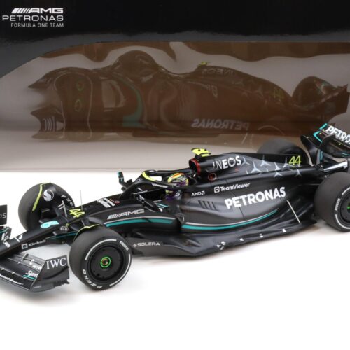1:18 Minichamps Mercedes AMG Petronas F1 W14 Bahrain GP 2023 Lewis Hamilton