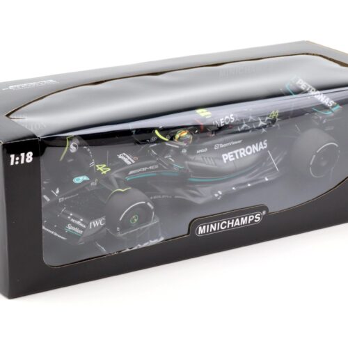 1:18 Minichamps Mercedes AMG Petronas F1 W14 Bahrain GP 2023 Lewis Hamilton