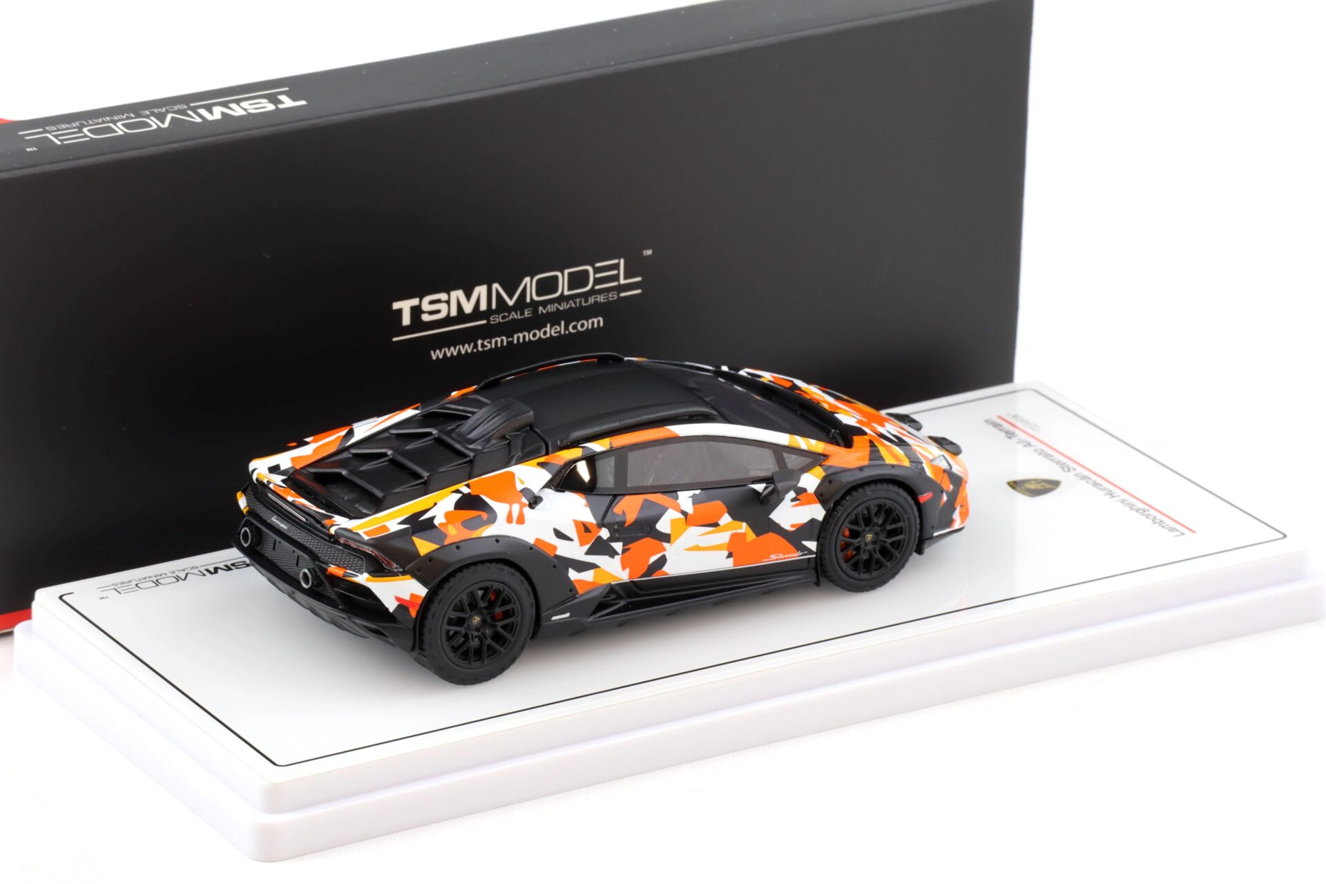 1:43 TSM Model Lamborghini Huarcan Sterrato All-Terrain Terra black/ orange