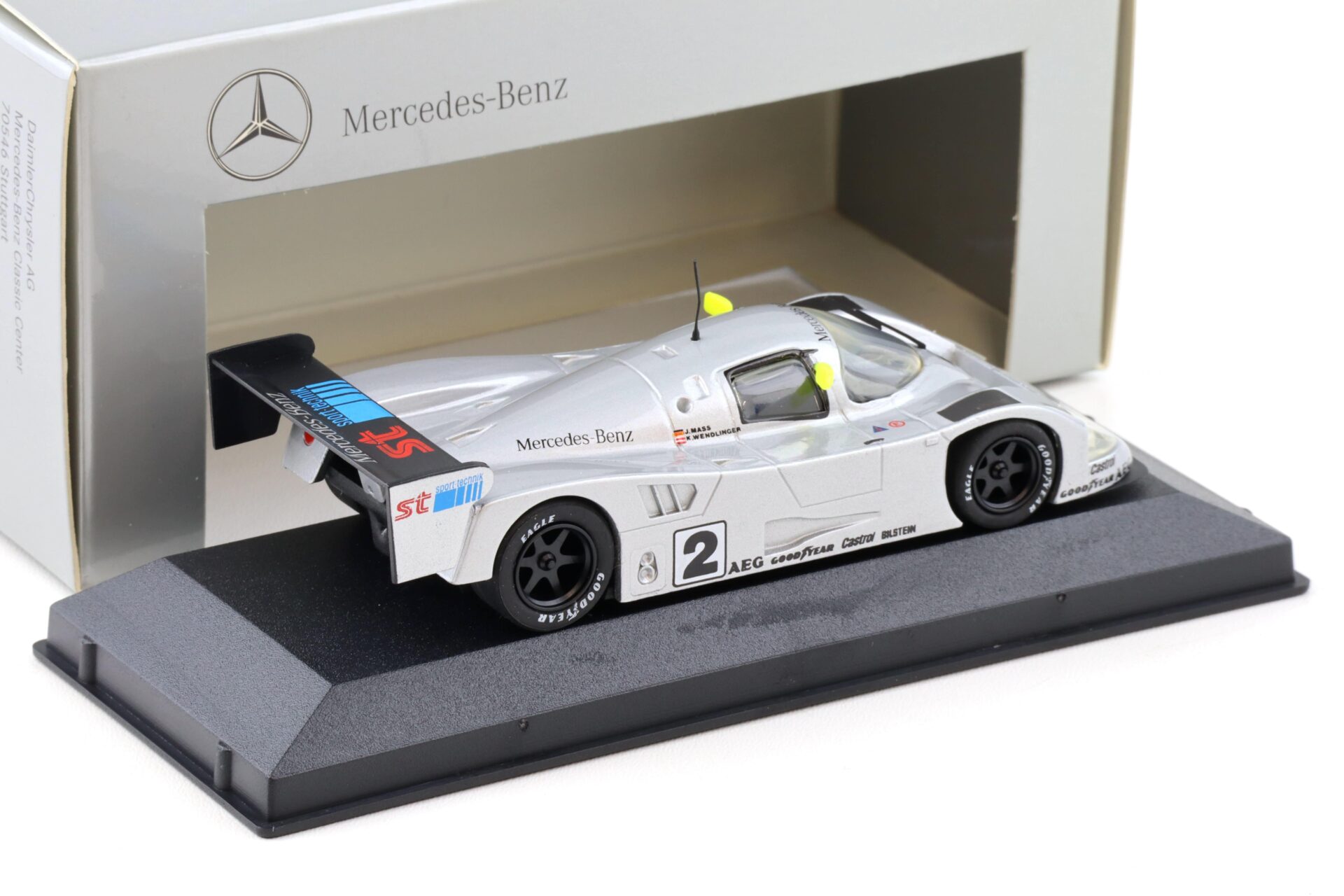 1:43 Minichamps Max Models Sauber Mercedes C11 Wendlinger/ Mass #2 DEALER VERSION