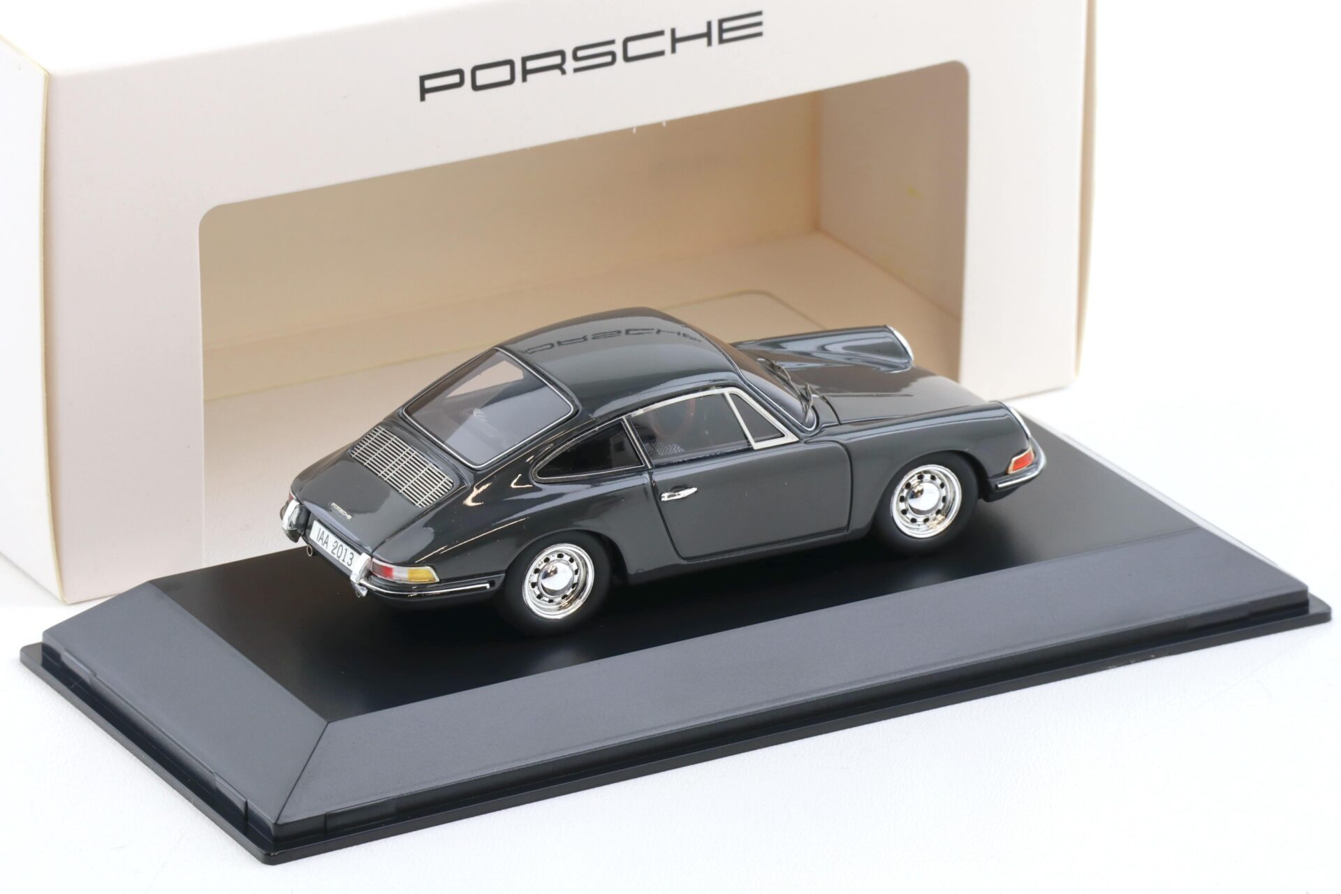 1:43 Spark Porsche 911 (901) Coupe IAA 2013 slate grey WAX DEALER
