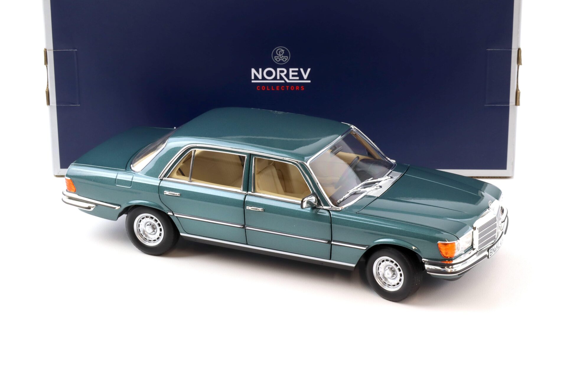 1:18 Norev Mercedes 450 SEL 6.9 Limousine Petrol metallic 1979