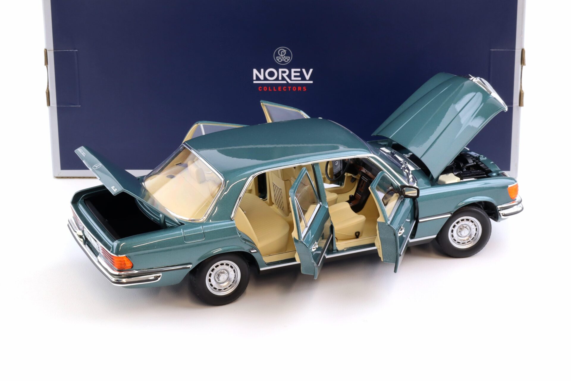 1:18 Norev Mercedes 450 SEL 6.9 Limousine Petrol metallic 1979
