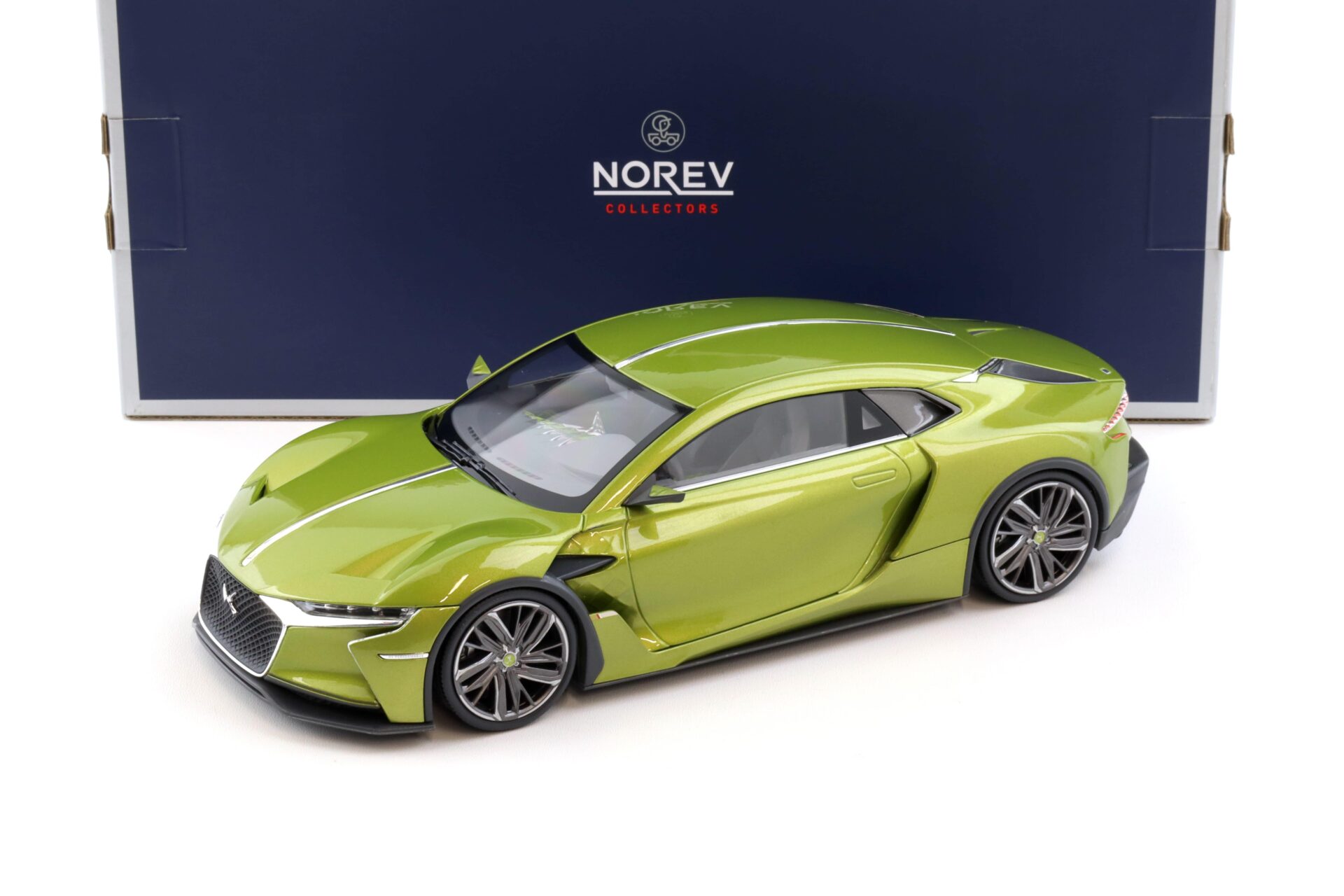 1:18 Norev Citroen DS E-Tense Salon de Geneve green metallic 2016