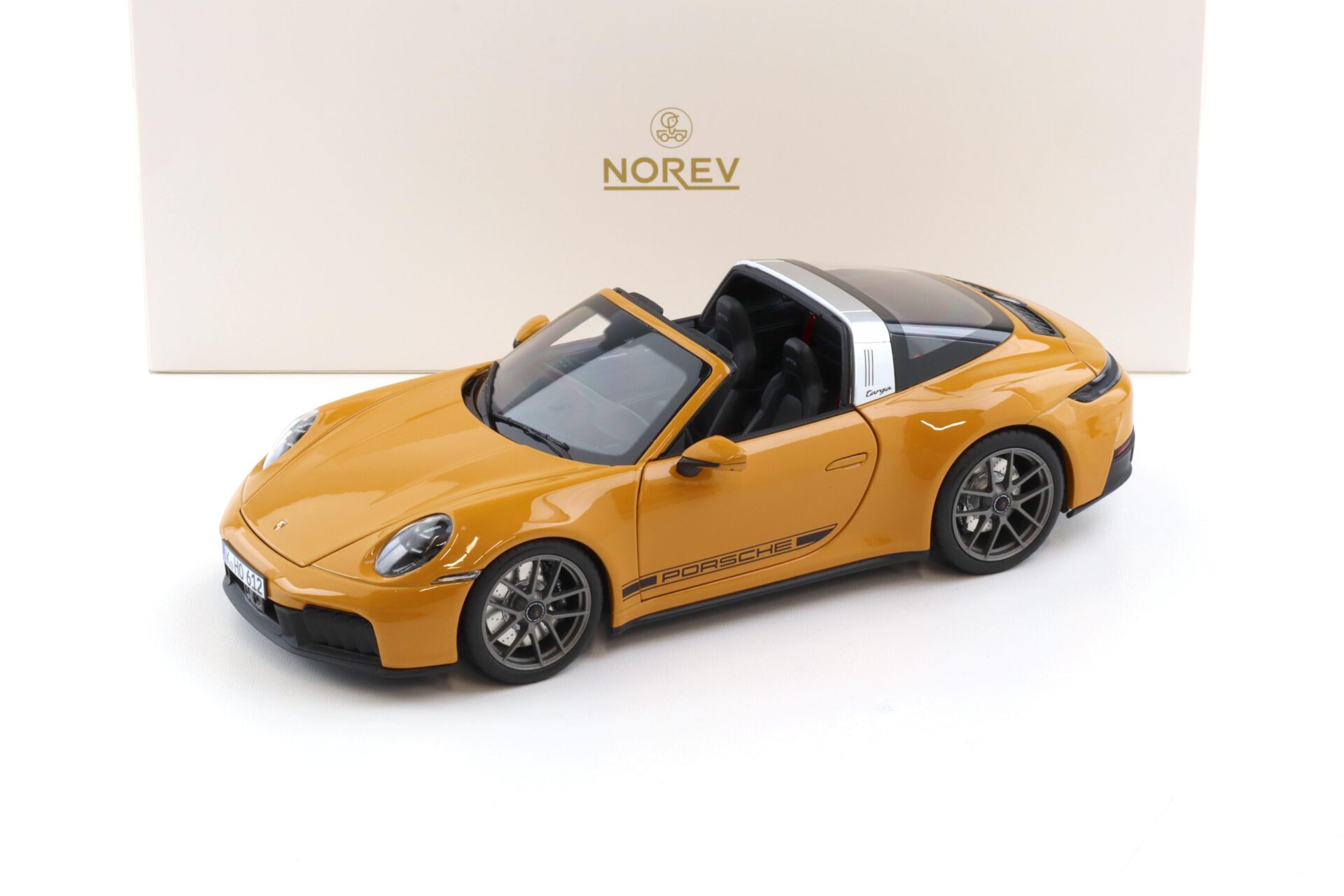 1:18 Norev Porsche 911 992.2 Targa 4 GTS Bahama yellow 2024