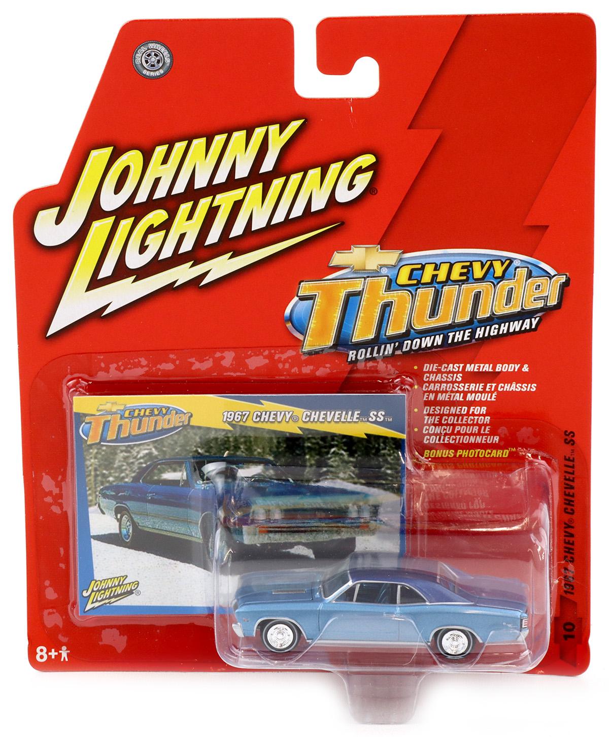 1:64 Johnny Lightning 1967 Chevy Chevelle SS light blue metallic Chevy Thunder