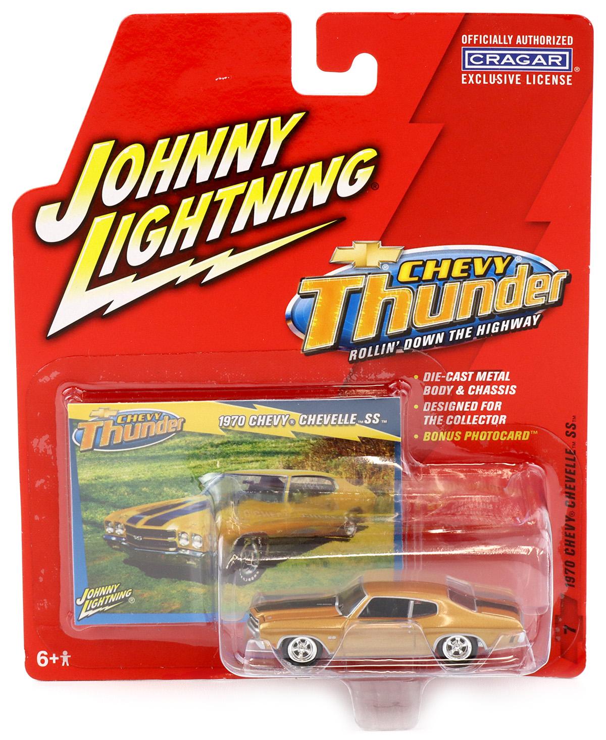 1:64 Johnny Lightning 1970 Chevy Chevelle SS gold/ black Chevy Thunder