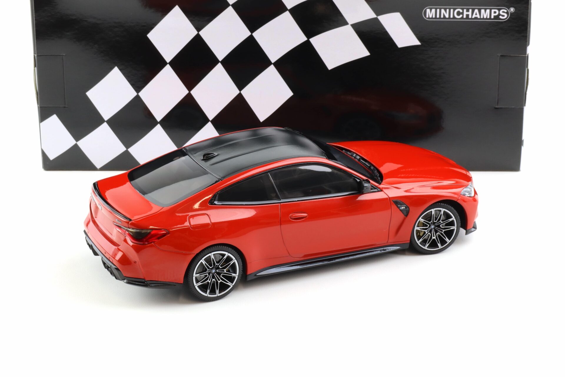 1:18 Minichamps BMW M4 (G82) Coupe 2020 Toronto red