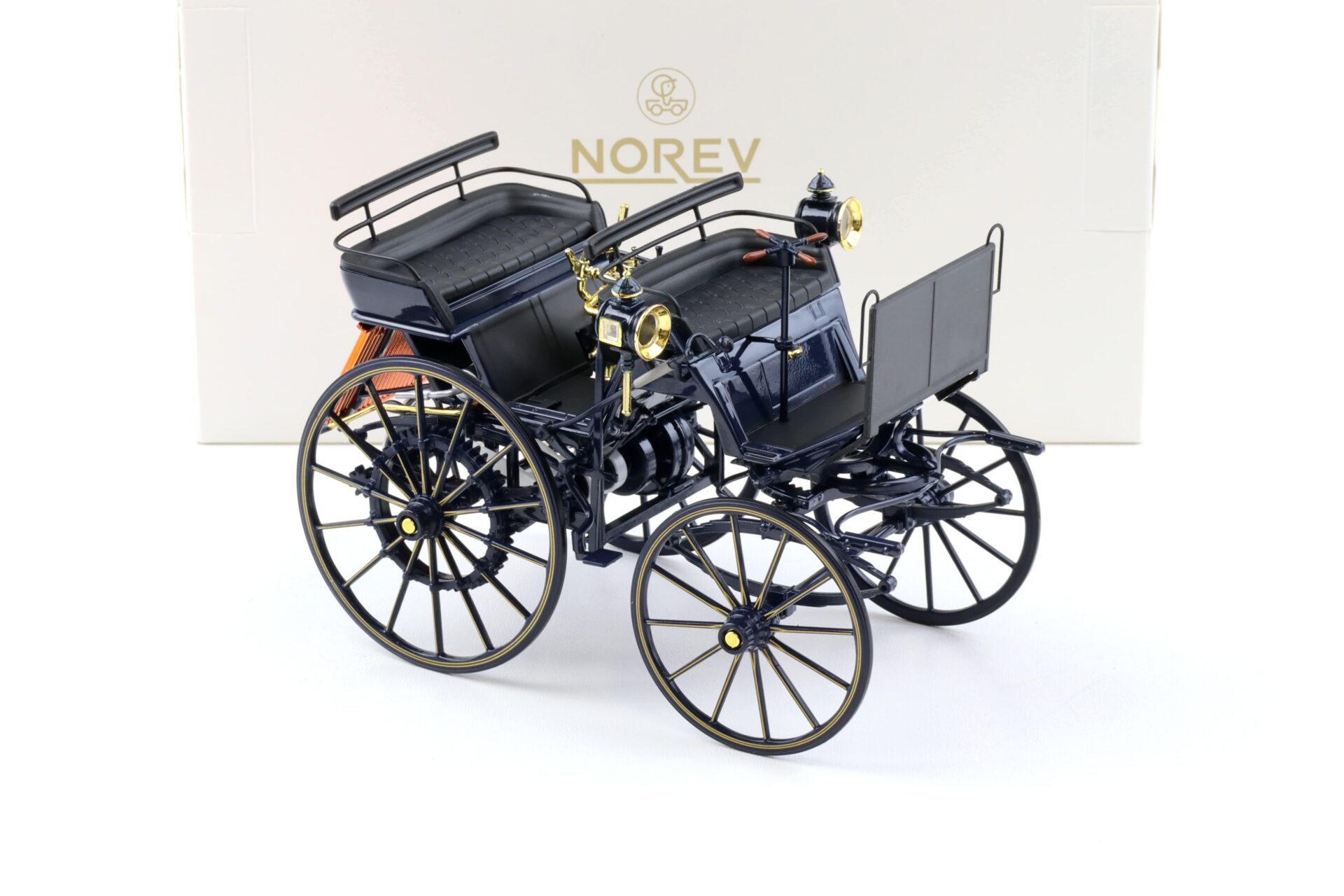 1:18 Norev Mercedes Daimler Motorkutsche 1886 dark blue 183700