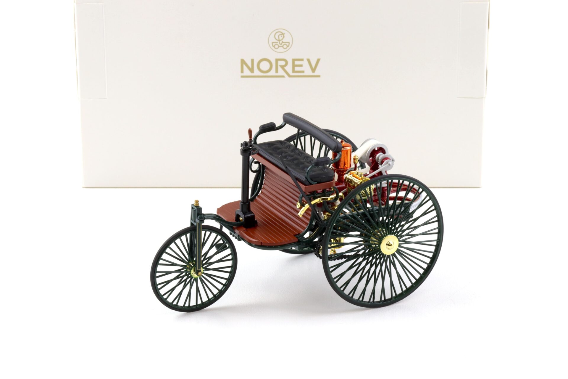 1:18 Norev Mercedes Daimler Patent-Motorwagen 1886 green 183701