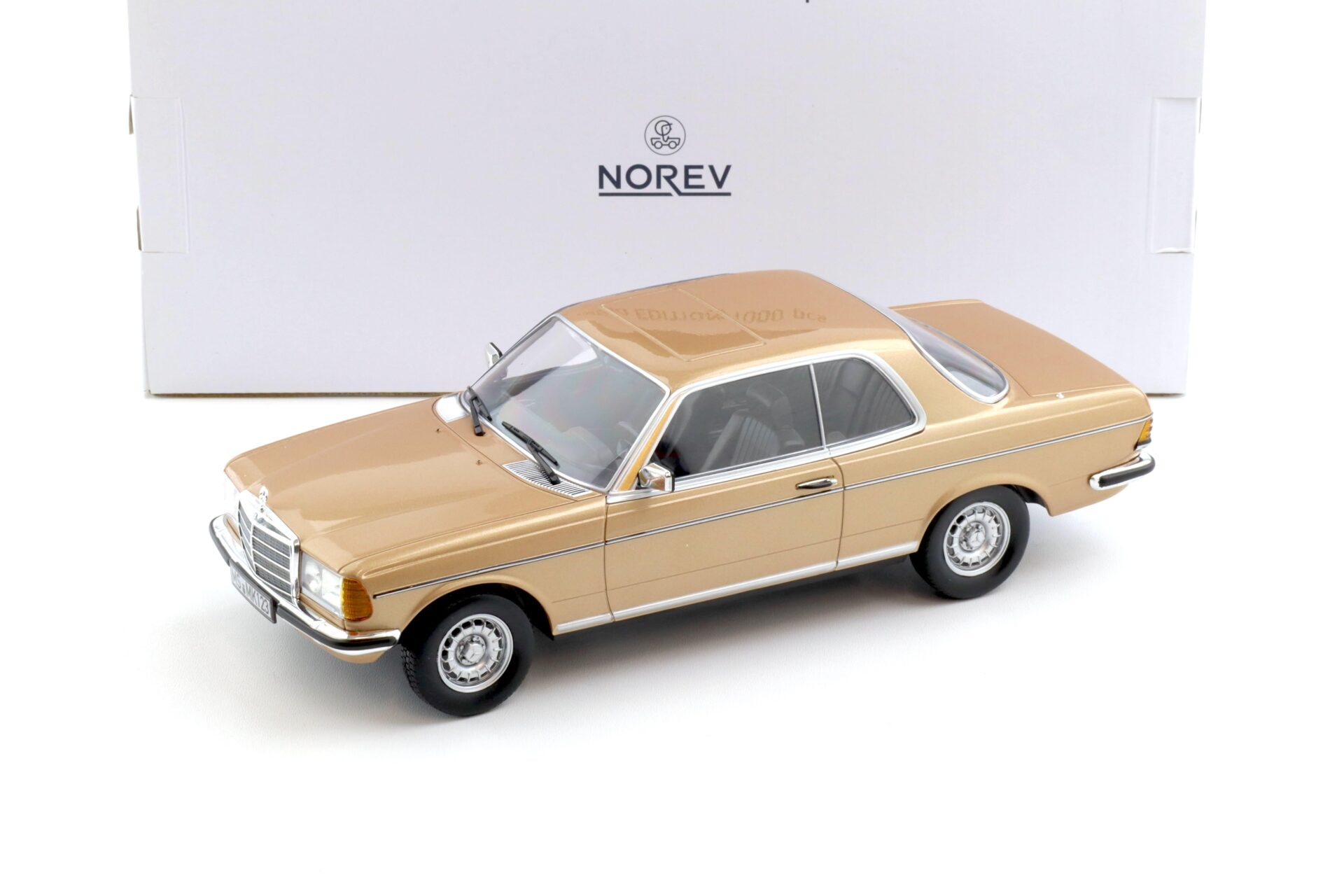 1:18 Norev Mercedes 280 CE Coupe C123 gold metallic - Limited 1500 pcs.