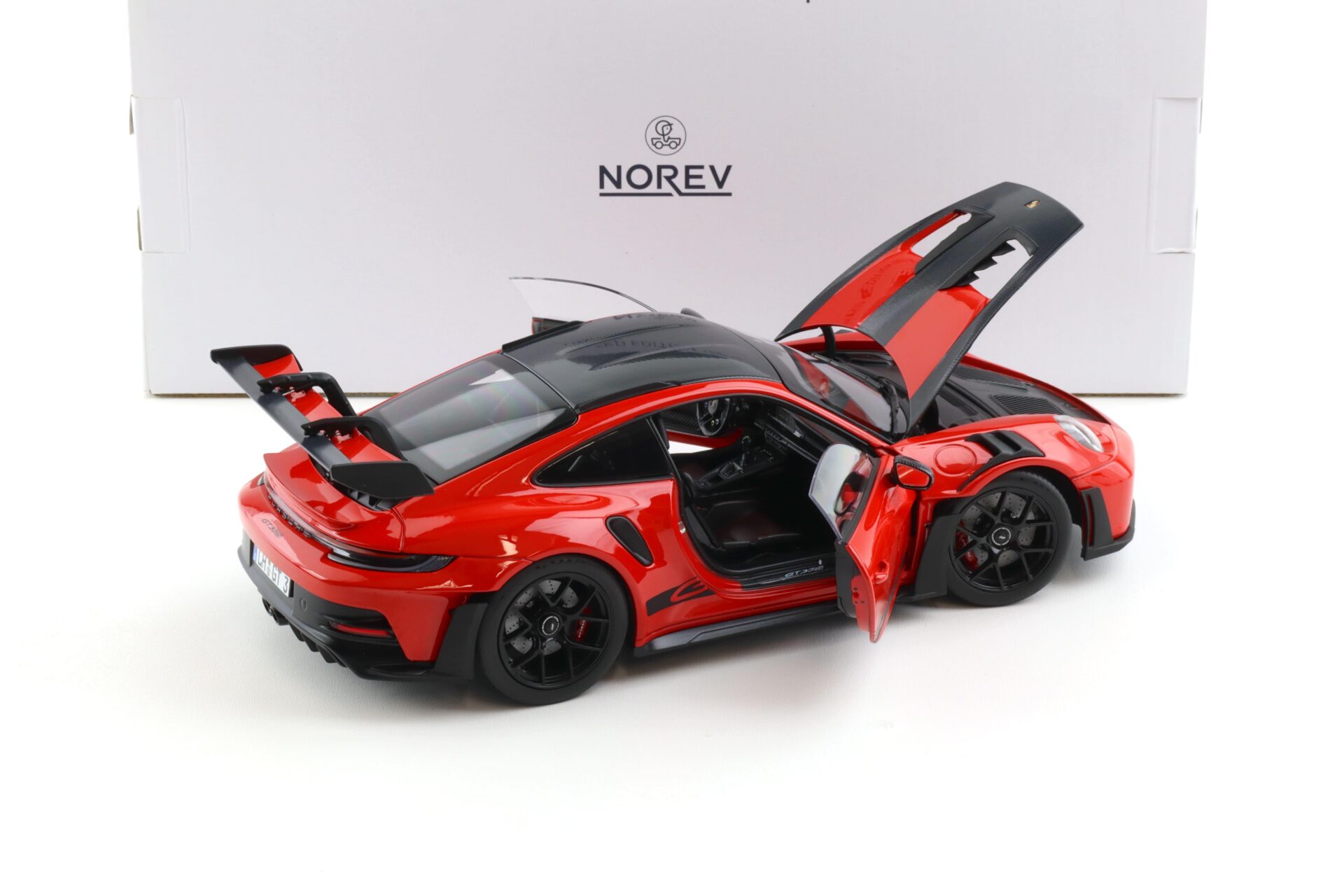 1:18 Norev Porsche 911 (992) GT3 RS Weissach Package 2022 Indisch red/ black wheels