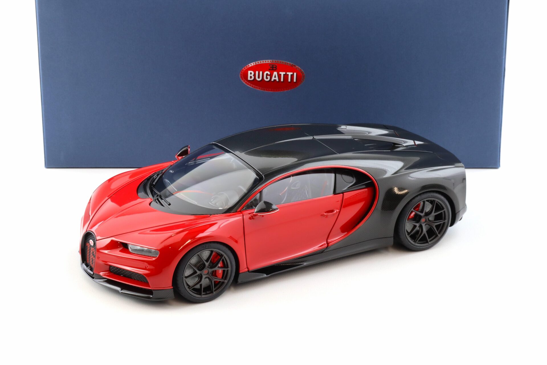 1:18 AUTOart Bugatti Chiron Sport 2019 Italian red/ Carbon